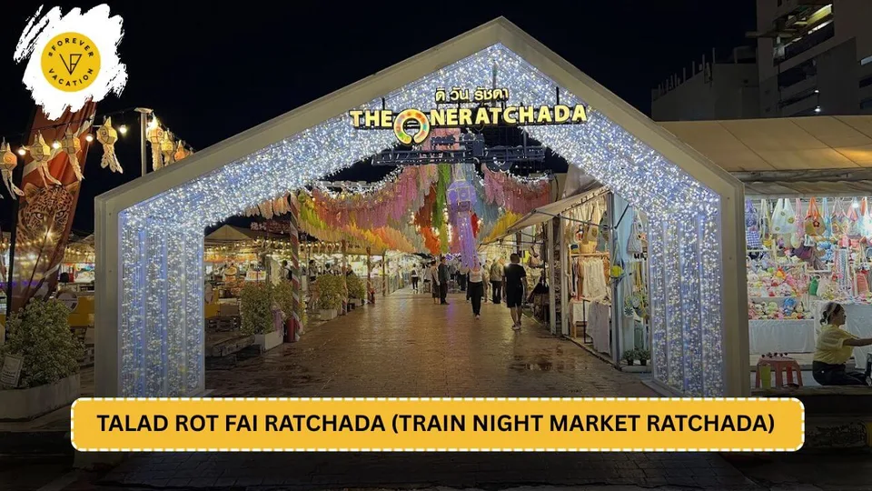 Talad Rot Fai Ratchada (Train Night Market Ratchada)