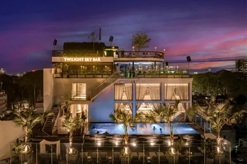 Twilight Sky Bar