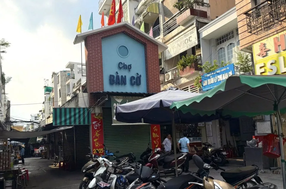 Bàn Cờ Secondhand Market
