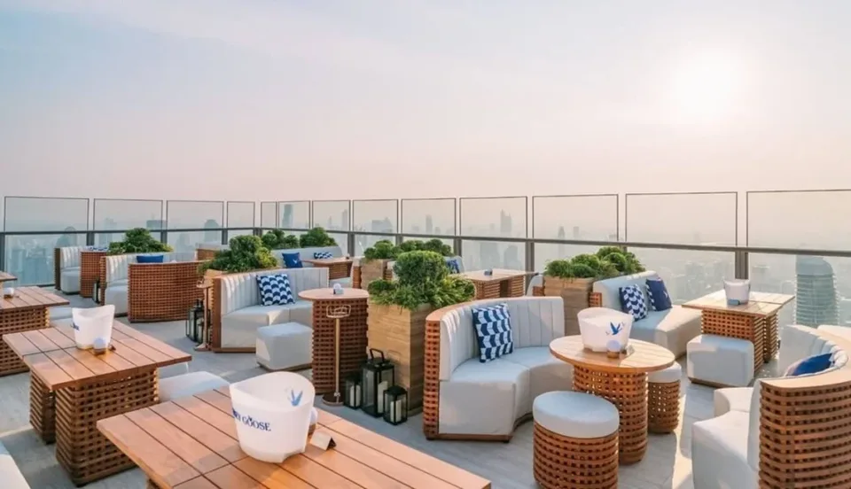 Live DJs, Thai Music, and Performers at Akara Sky Hanuman Bangkok