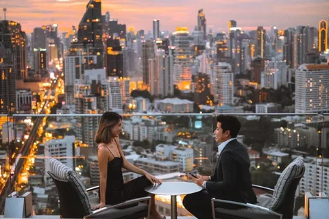 Live DJs at Octave Rooftop Bar