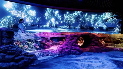 Touch neon walls as seahorses glow at Sea Life Bangkok