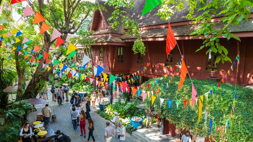 Jim Thompson House and Baan Krua Community Tour