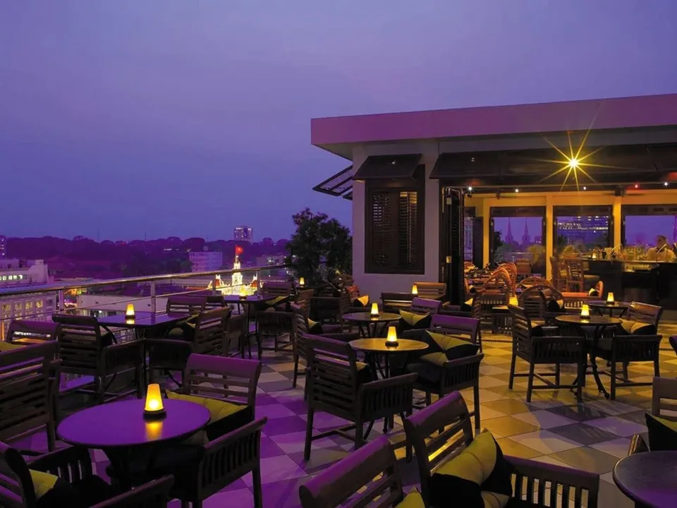 Happy Hour at Saigon Saigon Rooftop Bar
