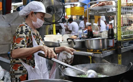 Srinakarin Night Market