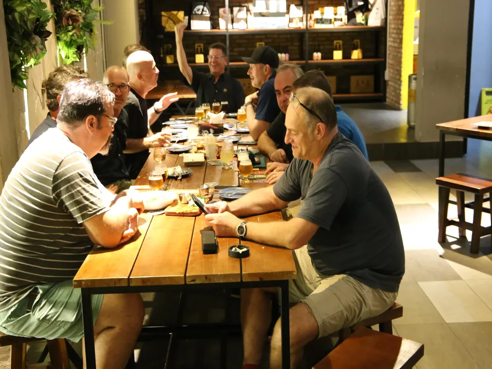 Bia & Bites Food and Drink Tour by Vespa A Go Go