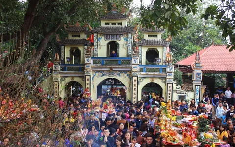 Ba Chua Kho Temple Festival
