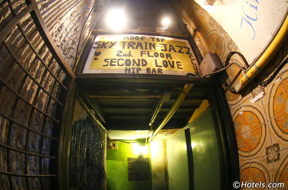 Live Jazz at Skytrain Jazz Bar